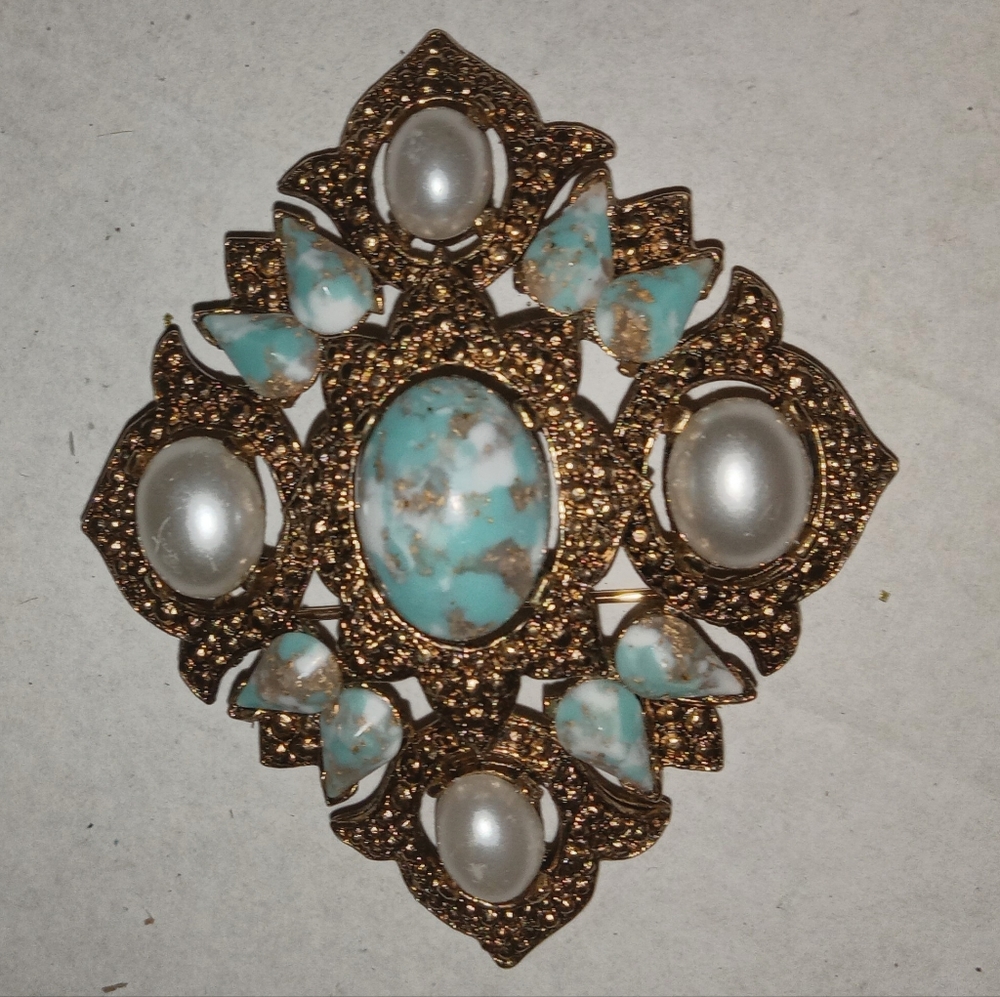 Faux Turquoise Sarah Coventry Brooch